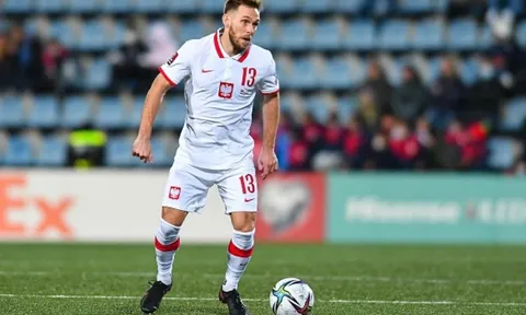 Tuyển thủ Ba Lan bị gạch tên ở World Cup vì đầu quân cho CLB của Nga
