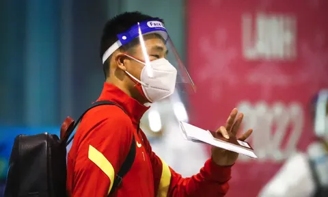 Tuyển Trung Quốc muốn dùng nhà vệ sinh di động
