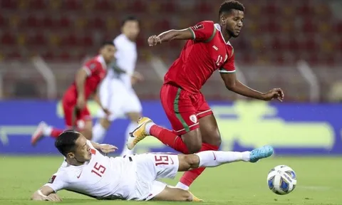Tuyển Trung Quốc thua Oman 0-2