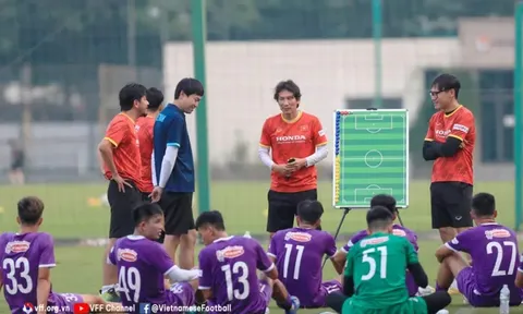 Tuyển Việt Nam: Ông Gong quyết chơi tấn công, thầy Park khó ngồi yên...