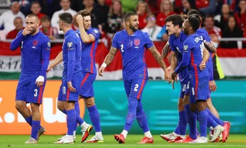 Tuyệt phẩm quen thuộc, bộ đôi sao Man Utd lại bùng nổ ở tuyển Anh