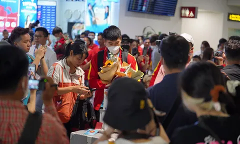 U23 Việt Nam vụt chốc thành sao: Tỉnh táo để không là Bùi Tiến Dũng...