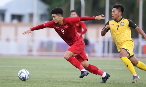 U22 Việt Nam đè bẹp U22 Lào, Đức Chinh rơi vào cảnh trớ trêu