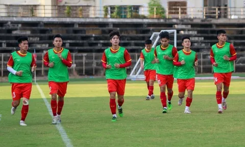 7 cầu thủ U23 Việt Nam phải tập riêng ở Campuchia