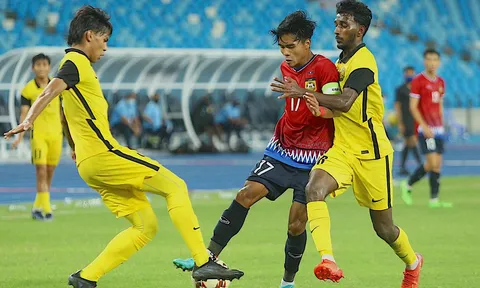 U23 Malaysia bị loại sau trận thua Lào