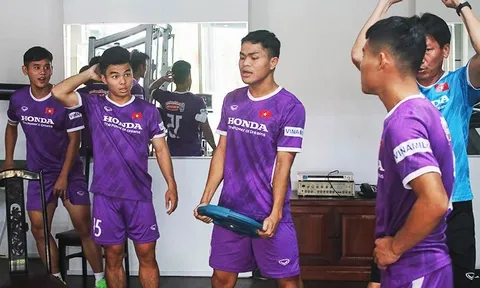 U23 Việt Nam rèn thể lực trước trận gặp Singapore