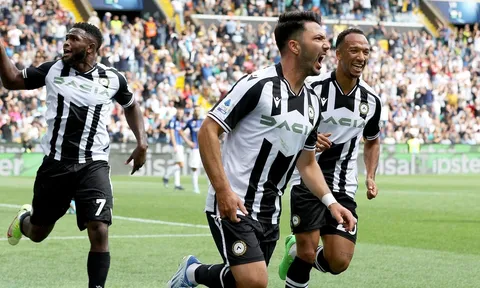 Udinese trở thành hiện tượng ở Serie A