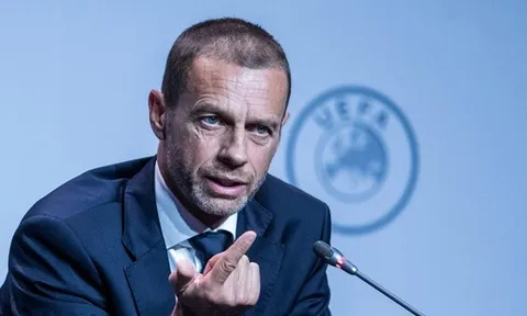 Man Utd rút khỏi ESL, Ed Woodward nói gì với chủ tịch UEFA?