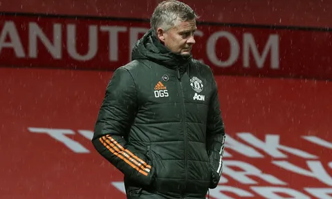 Định mệnh đang giúp Ole Gunnar Solskjaer giữ ghế ở Manchester United