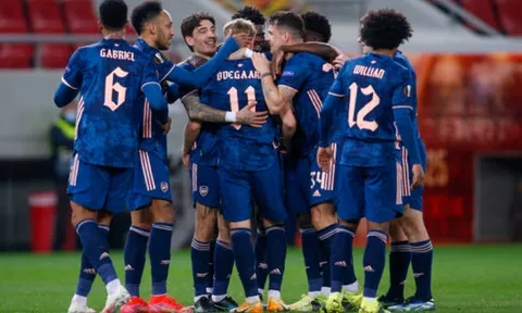 Tìm thấy 2 "khẩu pháo cao xạ", Arsenal có vũ khí để chống lại Spurs