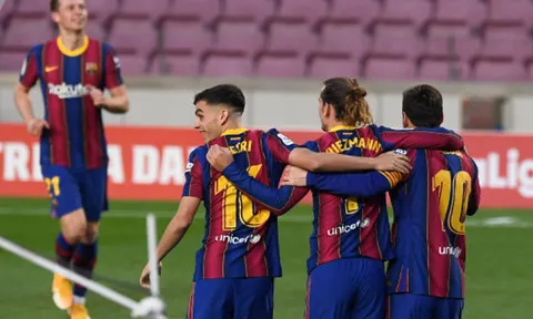 Đá hay, Griezmann vẫn khiến các cule phải lo lắng vì 1 'điều tồi tệ'