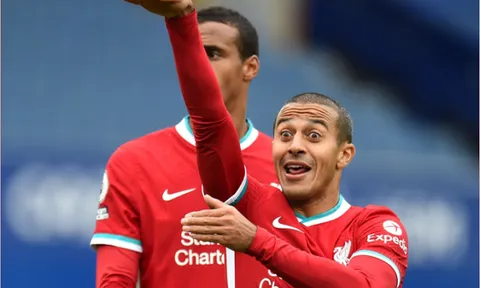 Fabinho: "Anh ấy có thể nhận bóng giữa các tuyến, chuyền cực kỳ hay"