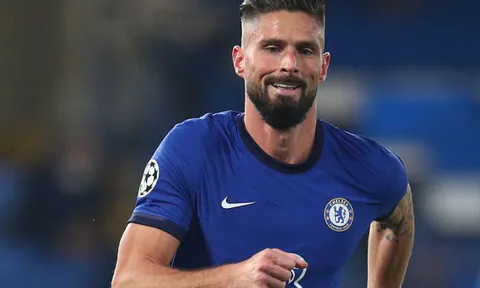 Alan Shearer: "Giroud có thể ca thán, nhưng cậu ấy không làm vậy"