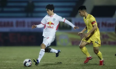 V-League 2022: Khi HAGL nhà bầu Đức quên cách thắng