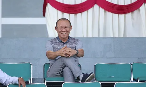 V-League lao đao vì Covid-19: Thầy Park hy vọng vào đâu