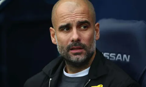 Vá víu hàng thủ, Man City cầu cứu "kẻ thất sủng Barca"