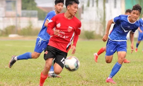 Văn Anh lập cú đúp trong ngày U19 Long An chia điểm với Bình Dương