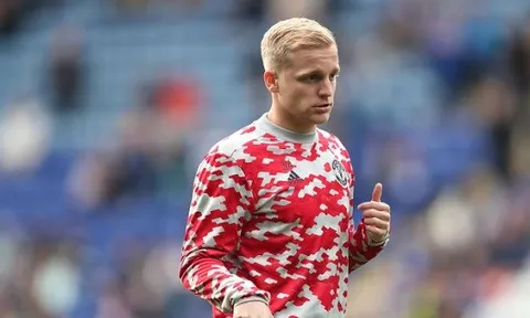 Man Utd chỉ để Donny van de Beek ra đi với một điều kiện