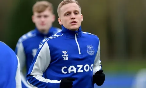 Van de Beek chốt tương lai với Man Utd