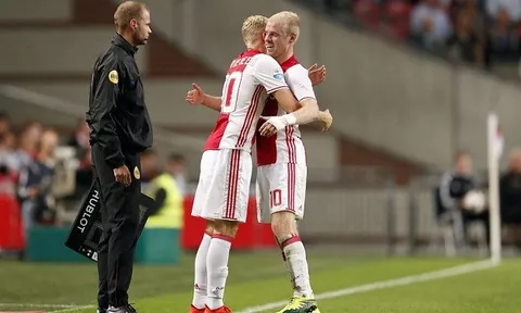 'Van de Beek là phiên bản trẻ của cầu thủ đó, cần cẩn thận ở Ngoại hạng Anh'