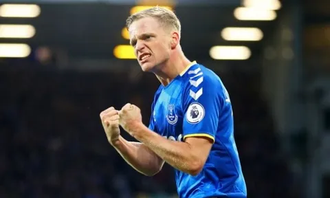 Van de Beek: "Tôi muốn chứng tỏ 1 số người đang sai lầm"