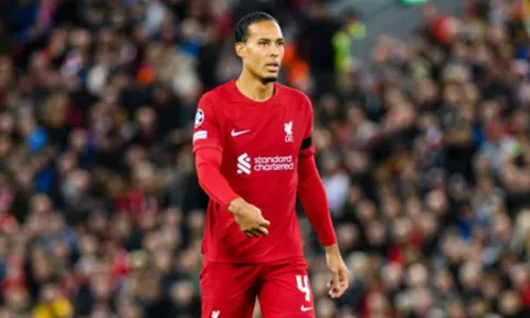 "Van Dijk cần xấu xí hơn và ngừng làm bạn với đồng đội"