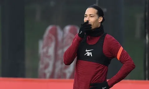 Van Dijk cho rằng Man City đã gặp may