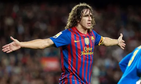 "Van Dijk giỏi nhất nhì thế giới; Messi hay nhất lịch sử"
