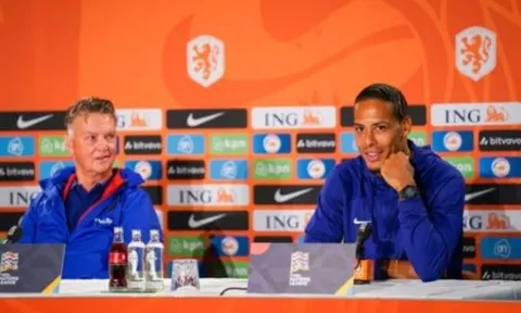 Van Dijk thừa nhận thua kém trò cưng của Ten Hag