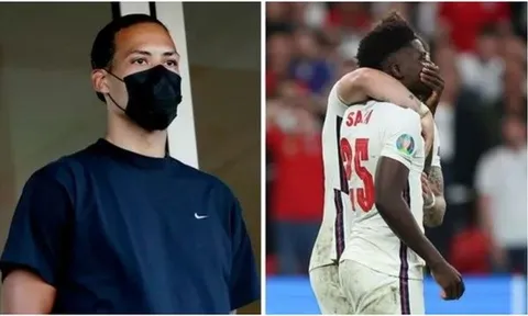 Van Dijk không đồng tình với quyết định để Bukayo Saka đá phạt đền?