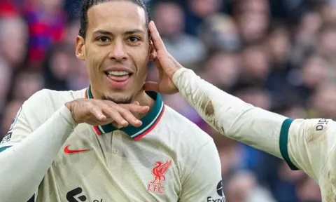 "Van Dijk sẽ đưa bóng vào lưới 9/10 lần"