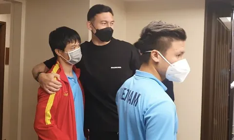 Trợ lý Lê Huy Khoa mắc Covid-19, Đặng Văn Lâm tái ngộ Quang Hải, Công Phượng
