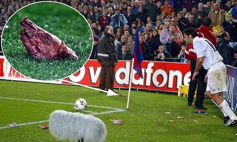 Van Persie, Figo, Tevez và những thương vụ chuyển nhượng gây tranh cãi