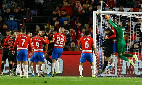 Vắng Joao Felix, Atletico lại chia điểm tiếc nuối trước "kẻ hạ sát" Barcelona