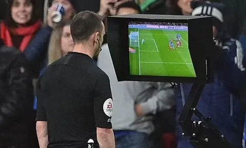Gary Lineker: "Đó là một quyết định đúng đắn"