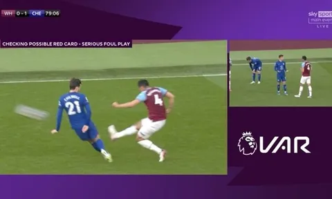 Lingard và Moyes "nổi điên" sau thất bại trước Chelsea