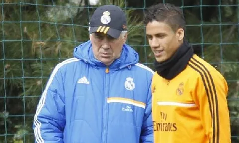 Varane theo Man Utd, Real giờ chỉ còn tứ trụ phục vụ Carlo Ancelotti