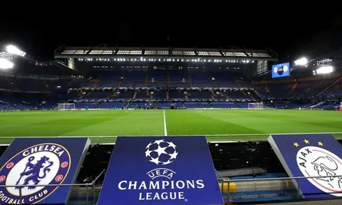 Vì sao Ajax không có CĐV nào ở Stamford Bridge?