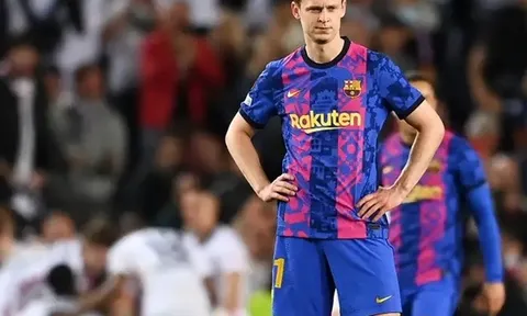 Vì sao Barca mở đường cho Man Utd tiếp cận De Jong?