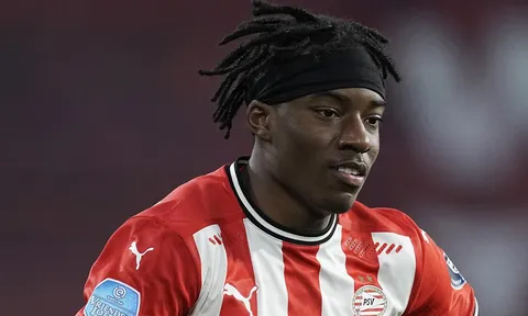 Vì sao Liverpool có thể mua Noni Madueke ngay tuần tới?
