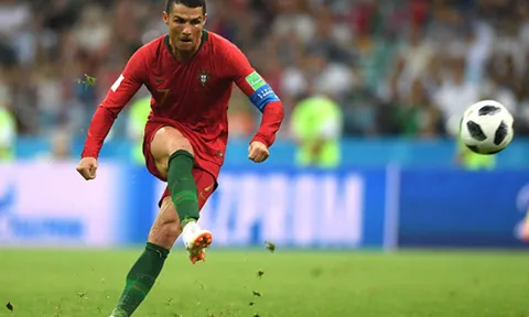 Vì sao Ronaldo sút phạt kém những năm qua?