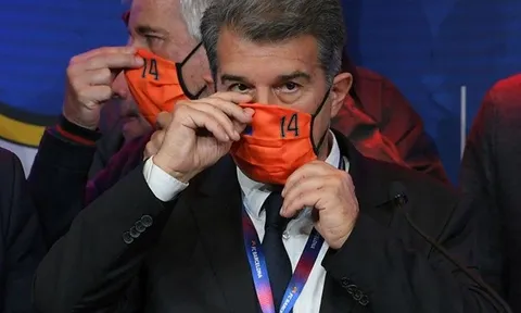 Gạ 'niềm tự hào Catalan' về lại Barcelona, Joan Laporta nhận trái đắng