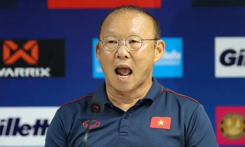 CĐV Việt Nam: 'Park Hang-seo đích thị là HLV tàn nhẫn nhất lịch sử bóng đá thế giới'