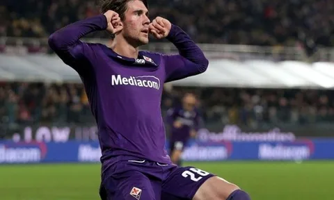 Arsenal tăm tia Vlahovic, HLV Fiorentina nói thẳng 1 lời
