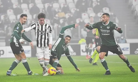 Vlahovic hướng đến thành tích của Ronaldo và Higuain
