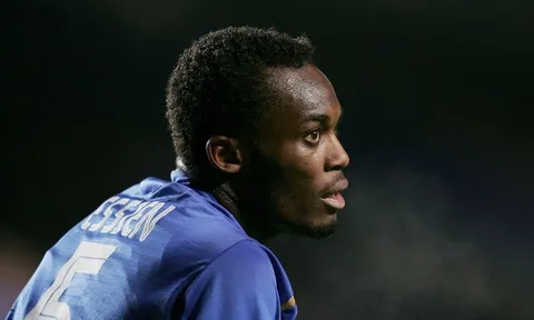 Với bài học từ Essien, Chelsea sẽ lại khiến M.U ôm hận?