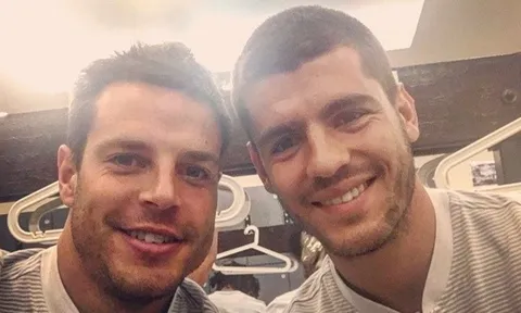 Với Morata và Azpilicueta, Xavi đang muốn TBN hóa Barca