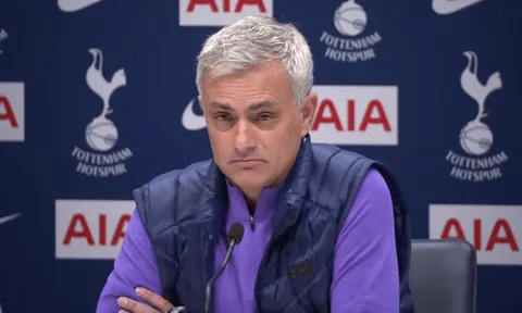Với Mourinho, hàng thủ Tottenham được cứu?