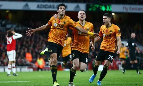 Vòng 14 Premier League: Cuộc đối đầu của những hiện tượng và sự khởi đầu của những cuộc chia ly