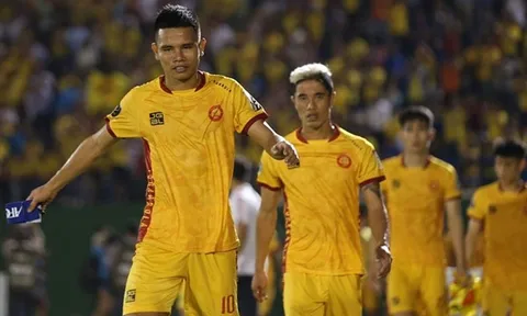 Cựu sao ĐT Việt Nam nổ súng, Thanh Hoá giành vé tham dự V-League 2020